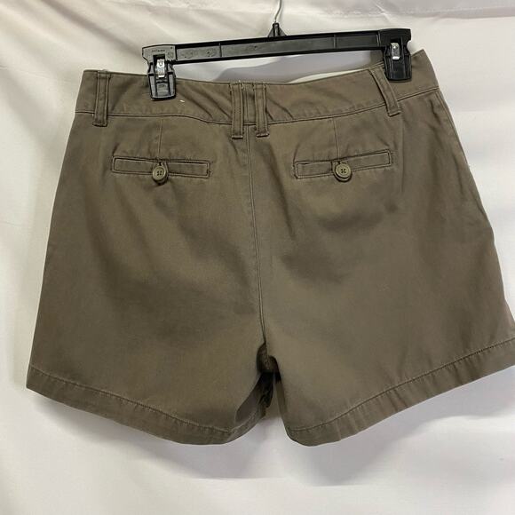 G.H. Bass Woman's Shorts hide front pocket 5 inch inseam - Picture 2 of 8